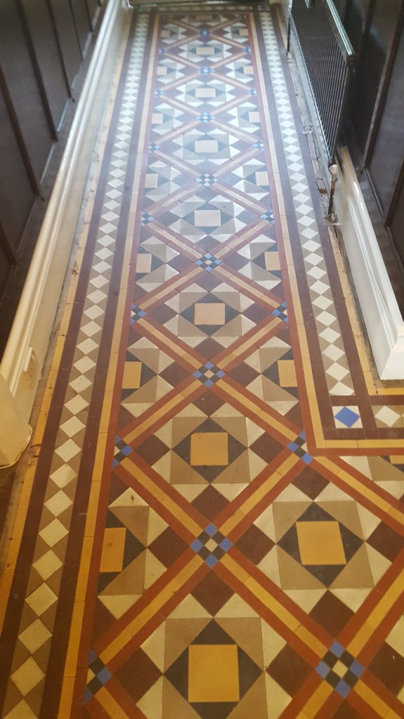 Victorian tiled hallway before cleaning Hebden